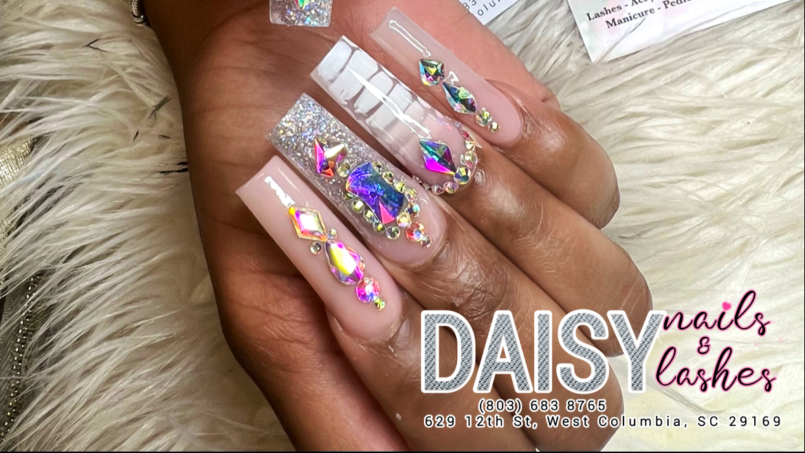 Ricky’s Nail logo
